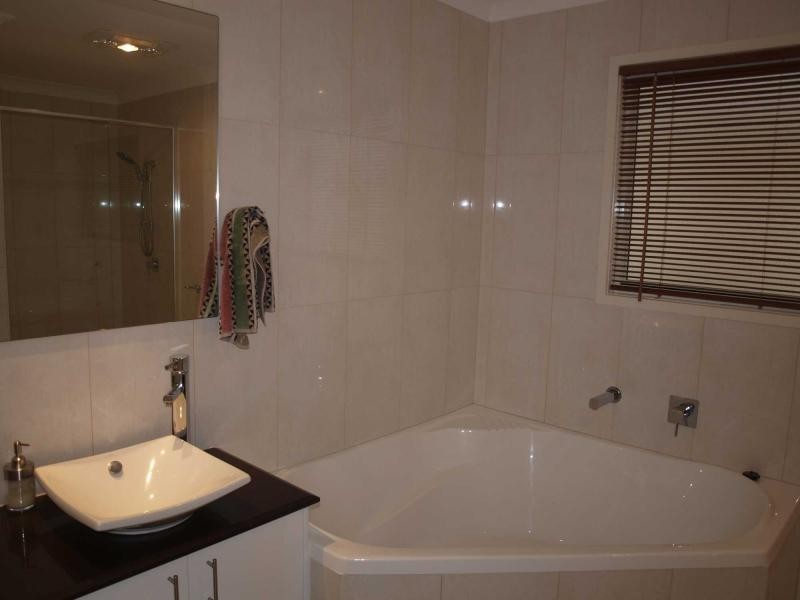 2a Owenia Circuit, Bilambil Heights NSW 2486