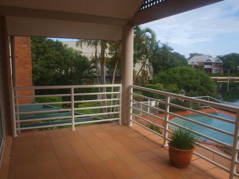4/2 Mariners Drive West, Tweed Heads NSW 2485