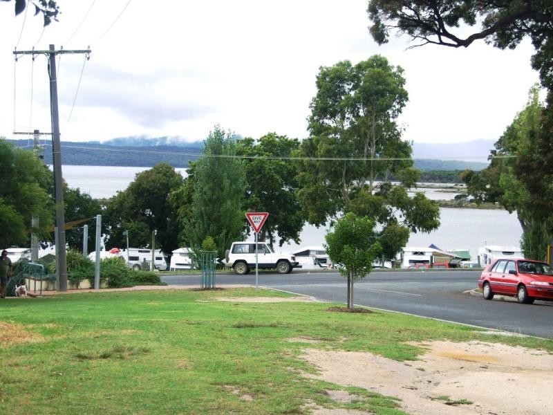 15 Dorron Avenue, Mallacoota VIC 3892