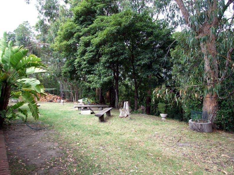 11 Banksia Parade, Mallacoota VIC 3892