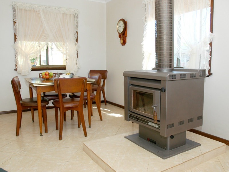 11 West Street, Eden NSW 2551