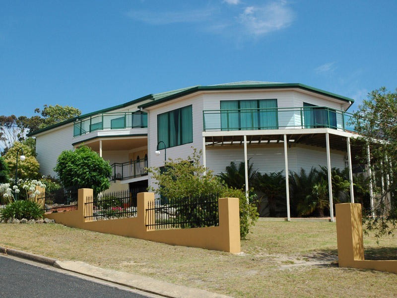 6 Bimmil Street, Eden NSW 2551