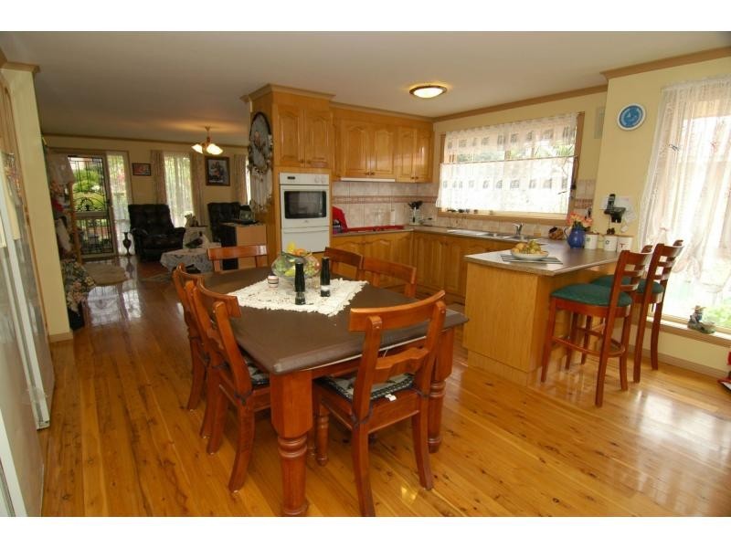 6 Hollydale Place, Eden NSW 2551