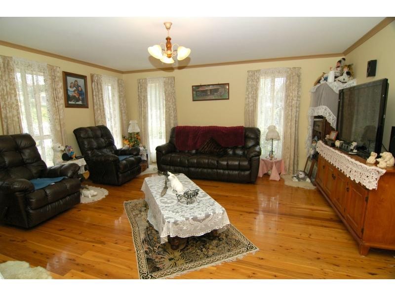 6 Hollydale Place, Eden NSW 2551