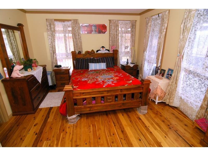 6 Hollydale Place, Eden NSW 2551