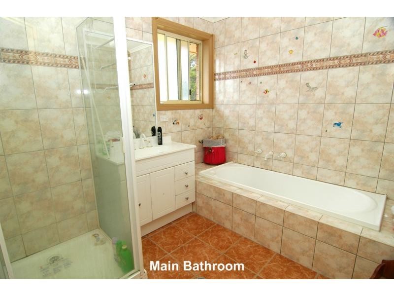 6 Hollydale Place, Eden NSW 2551