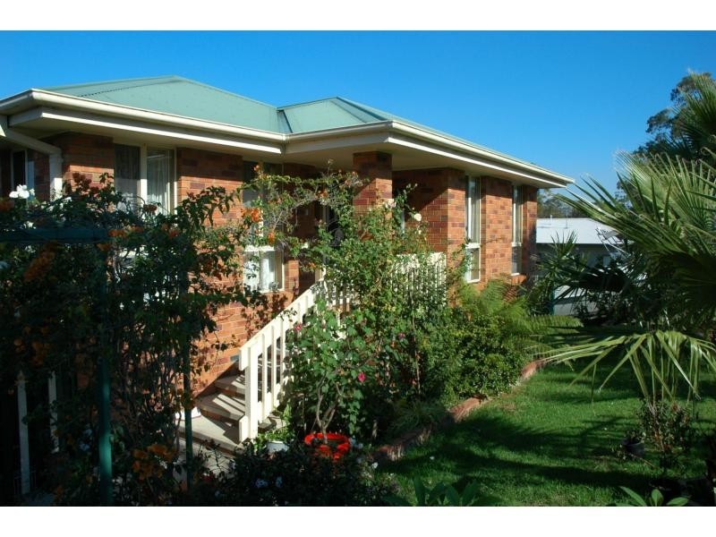 6 Hollydale Place, Eden NSW 2551