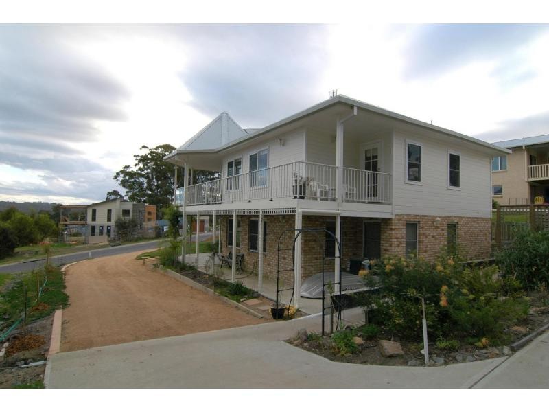 33 Trumpeter Avenue, Eden NSW 2551