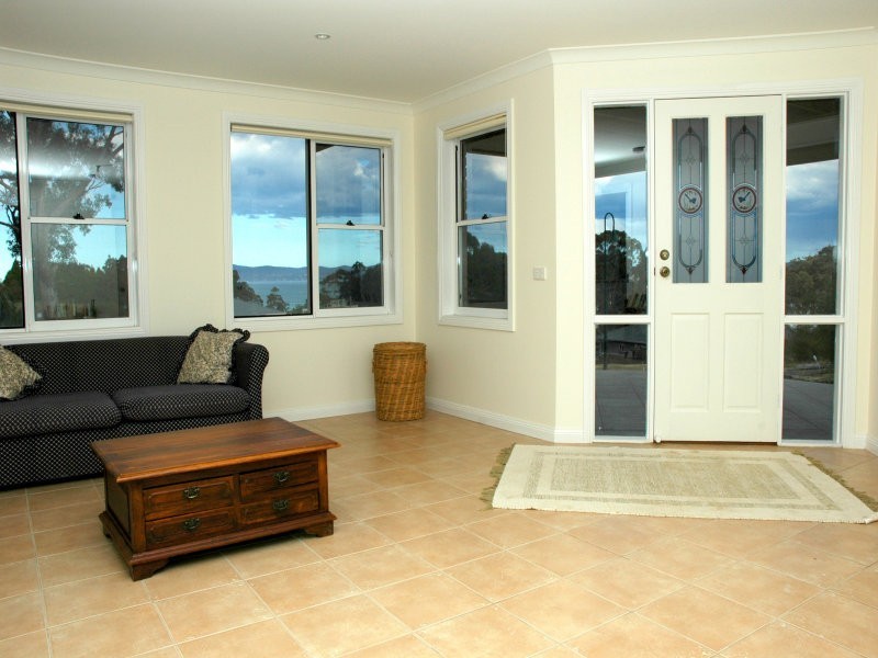 33 Trumpeter Avenue, Eden NSW 2551