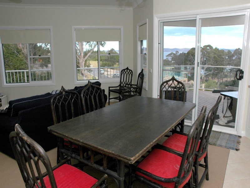 33 Trumpeter Avenue, Eden NSW 2551