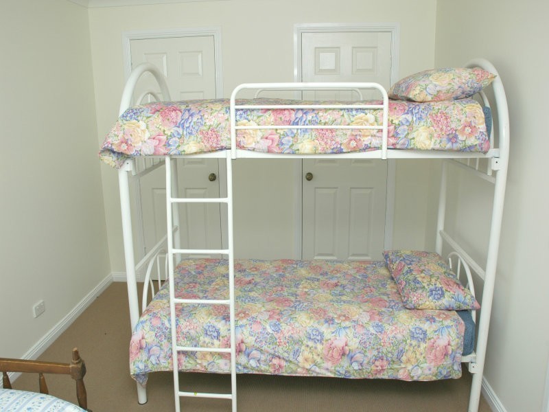 33 Trumpeter Avenue, Eden NSW 2551