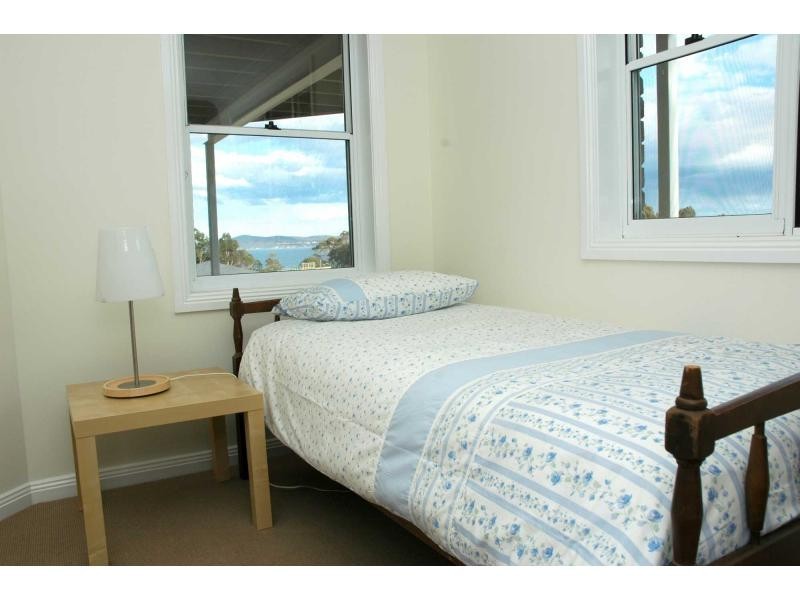 33 Trumpeter Avenue, Eden NSW 2551