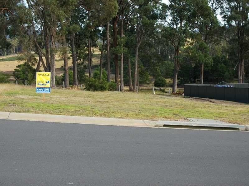 7 Kingfisher Circuit, Eden NSW 2551