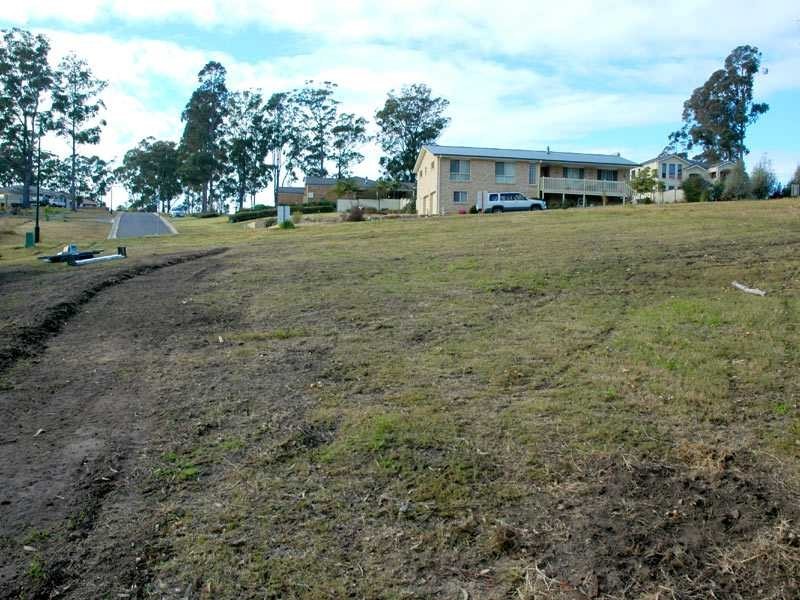 7 Kingfisher Circuit, Eden NSW 2551