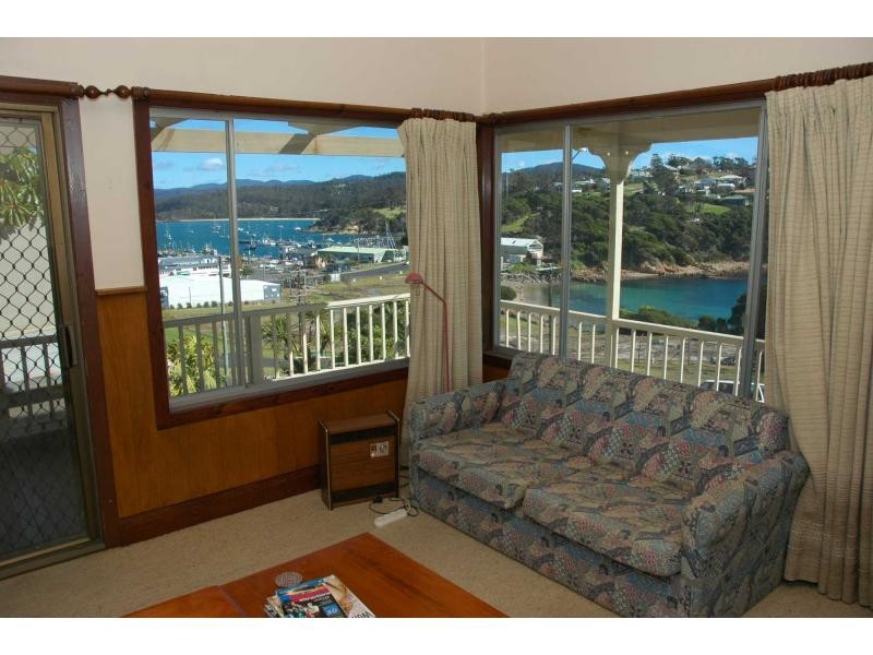2 Weecoon Street, Eden NSW 2551