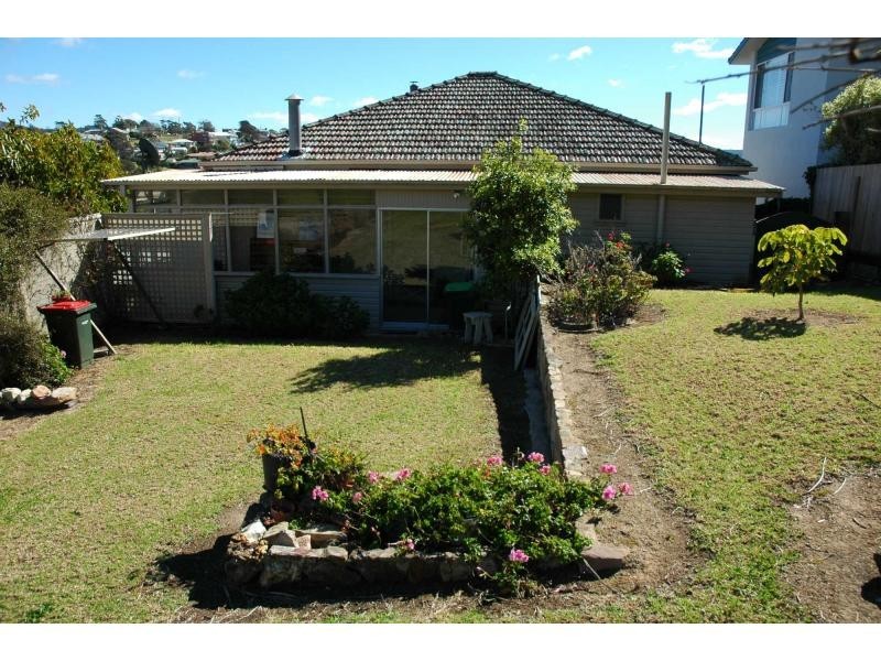 2 Weecoon Street, Eden NSW 2551
