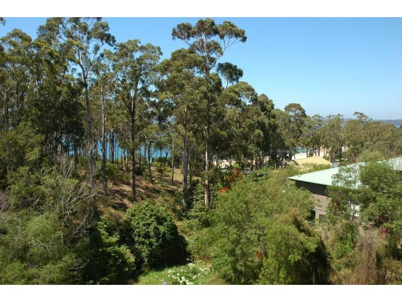 18 Andrea Street, Eden NSW 2551
