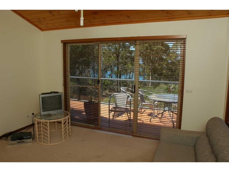 18 Andrea Street, Eden NSW 2551