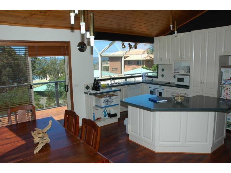 18 Andrea Street, Eden NSW 2551