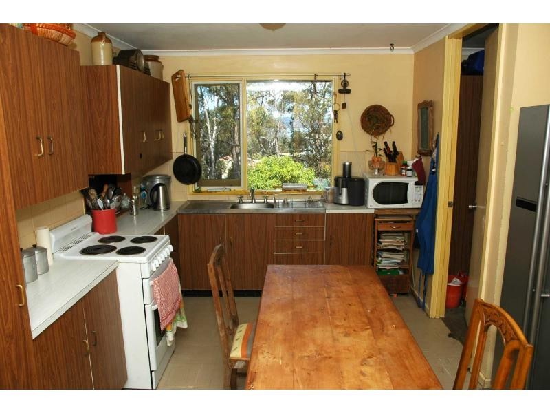 16 Bay Street, Eden NSW 2551