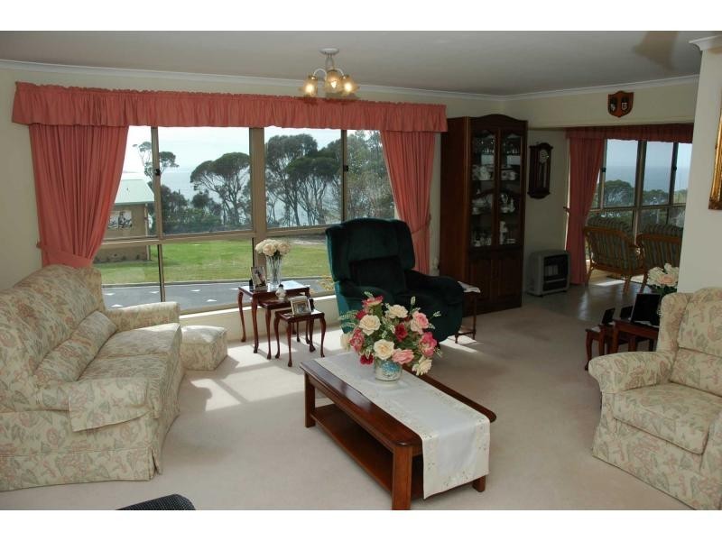 2 Bass Street, Eden NSW 2551