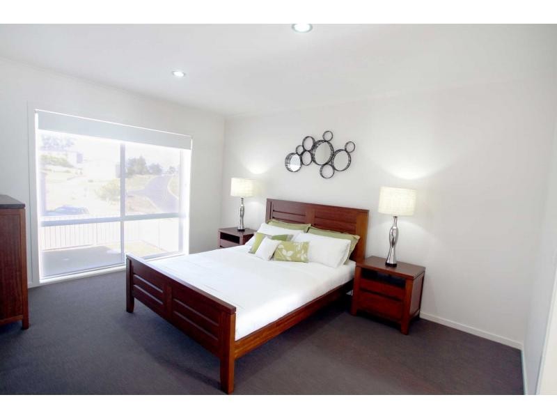 2 Kingfisher Circuit, Eden NSW 2551