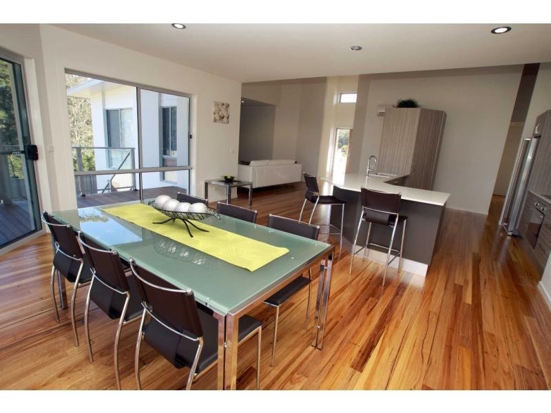 2 Kingfisher Circuit, Eden NSW 2551