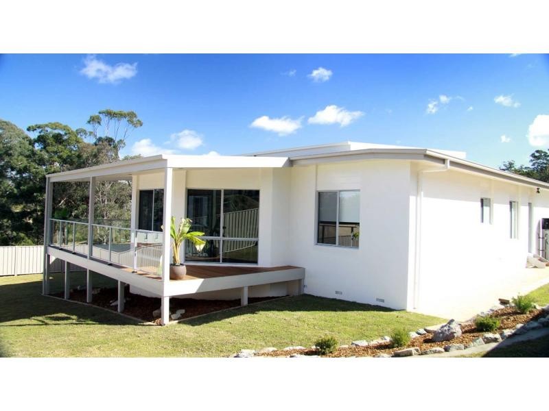 2 Kingfisher Circuit, Eden NSW 2551