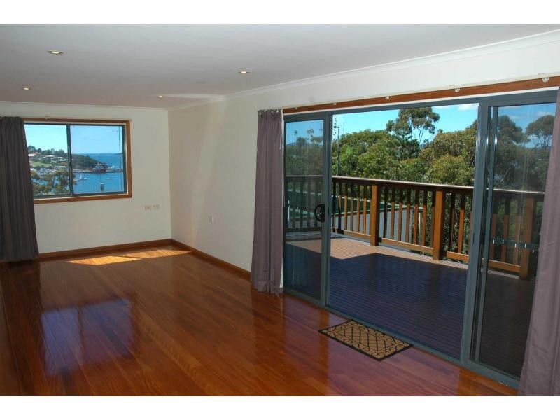 14 Bay Street, Eden NSW 2551