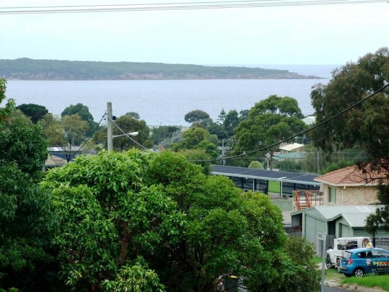 13 Flinders Street, Eden NSW 2551