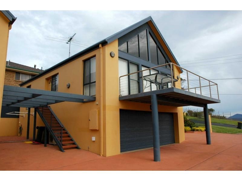 212 Imlay Street, Eden NSW 2551