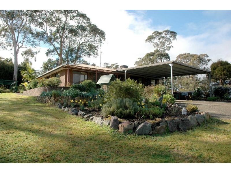 90 Jim McMahon Drive, Kiah NSW 2551