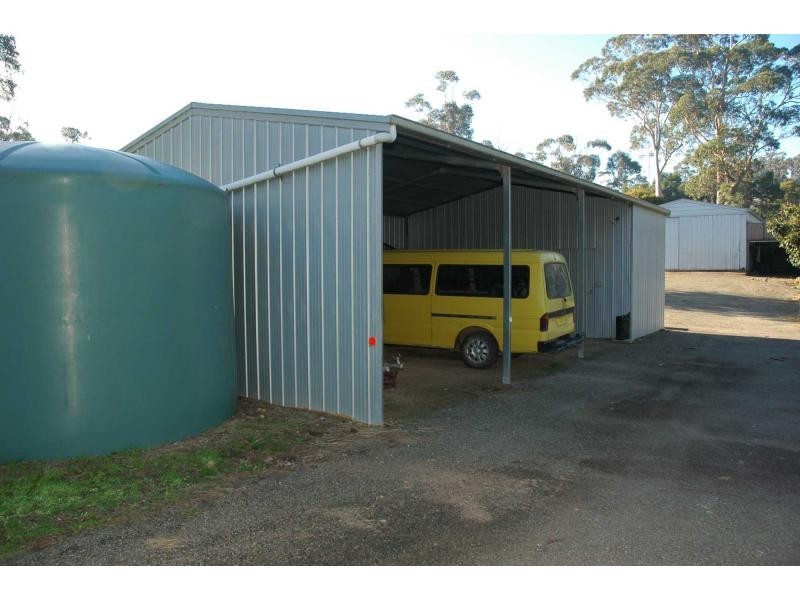 90 Jim McMahon Drive, Kiah NSW 2551