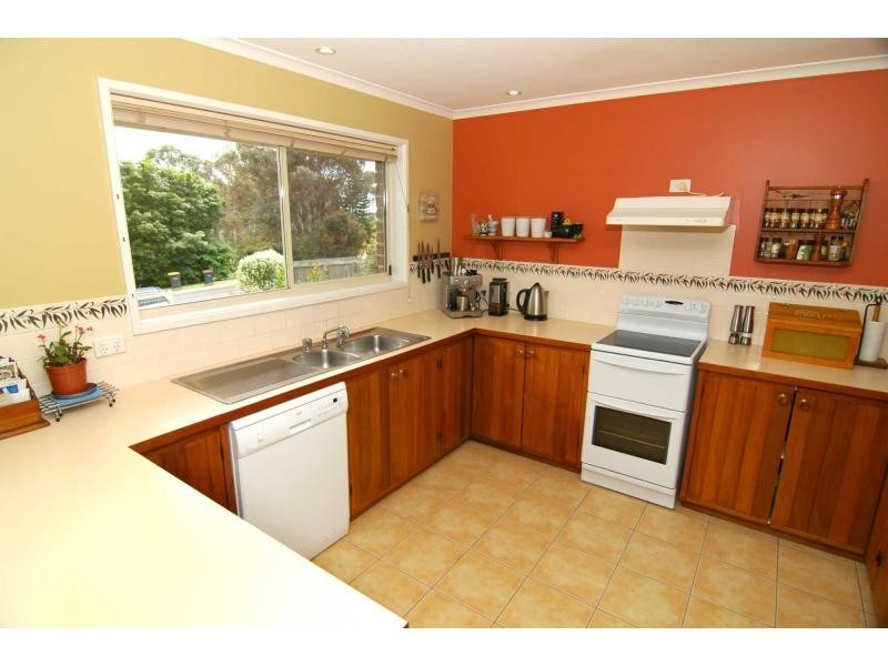 14 Northview Drive, South Pambula NSW 2549