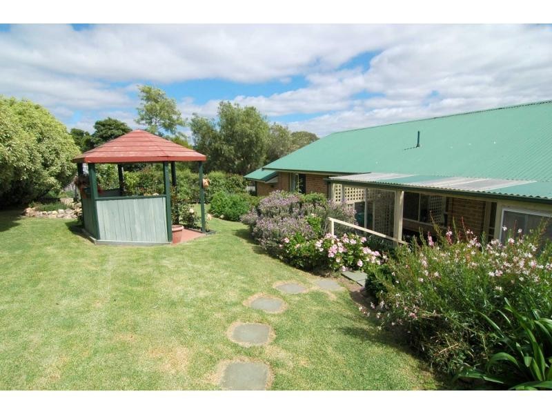 14 Northview Drive, South Pambula NSW 2549