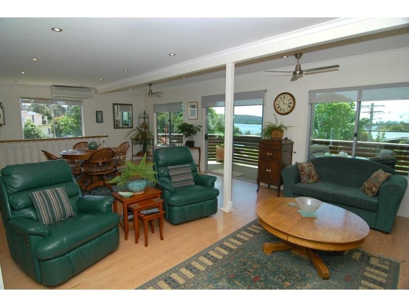 13 Emblen Street, Eden NSW 2551