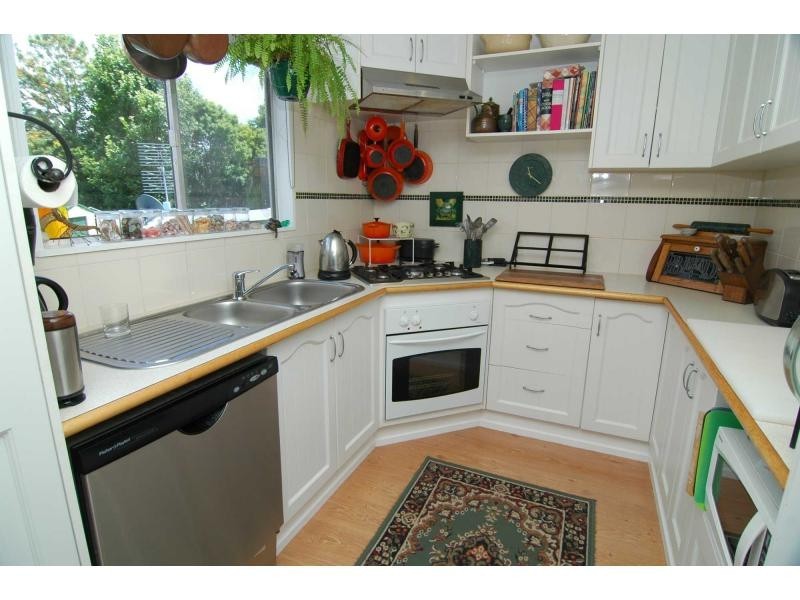 13 Emblen Street, Eden NSW 2551