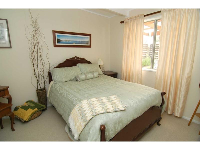 13 Emblen Street, Eden NSW 2551
