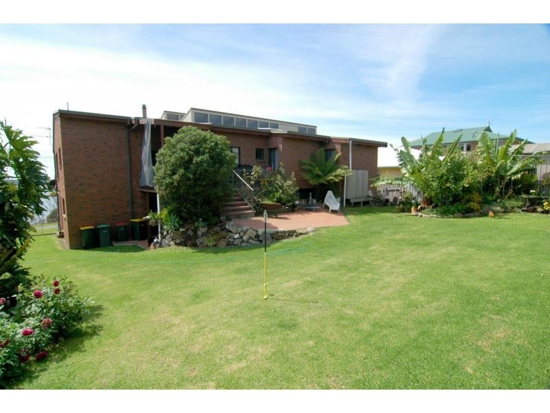 9 Hosies Road, Eden NSW 2551