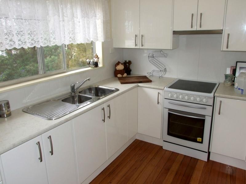 18 Bay Street, Eden NSW 2551