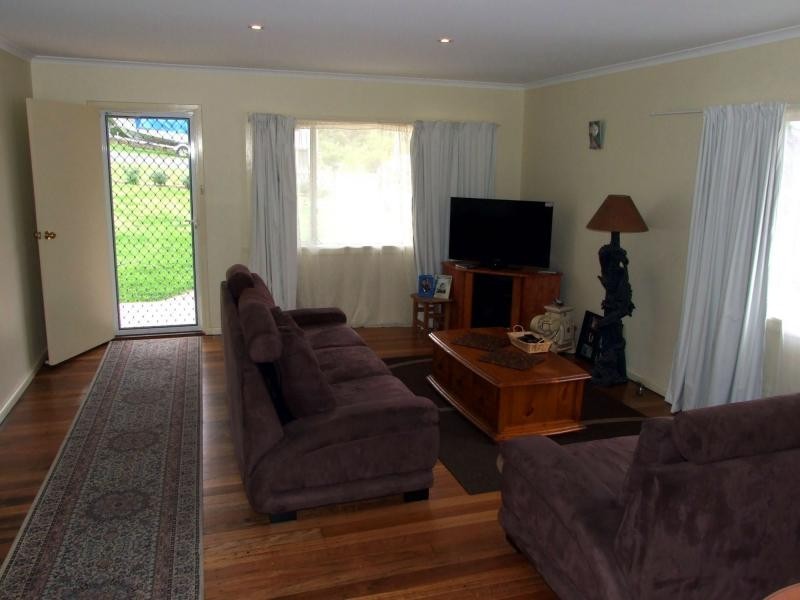 18 Bay Street, Eden NSW 2551