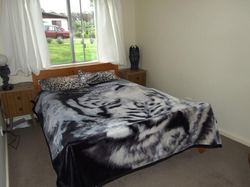 18 Bay Street, Eden NSW 2551