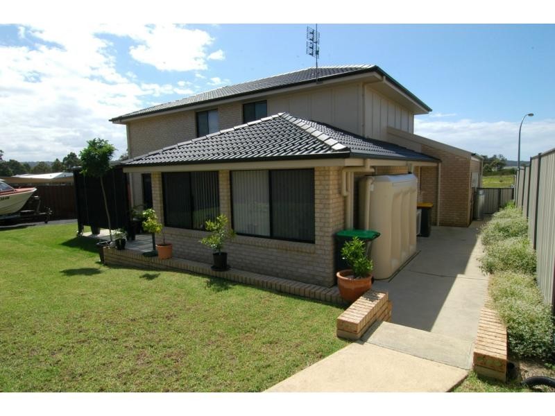 13 Lake Street North, Eden NSW 2551