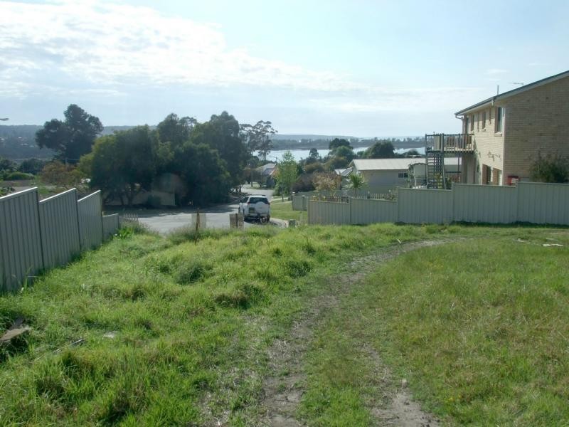 13 Blue Marlin Court, Eden NSW 2551