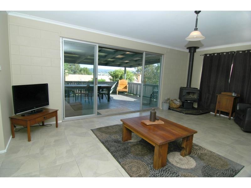 6 Ives Street, Pambula NSW 2549