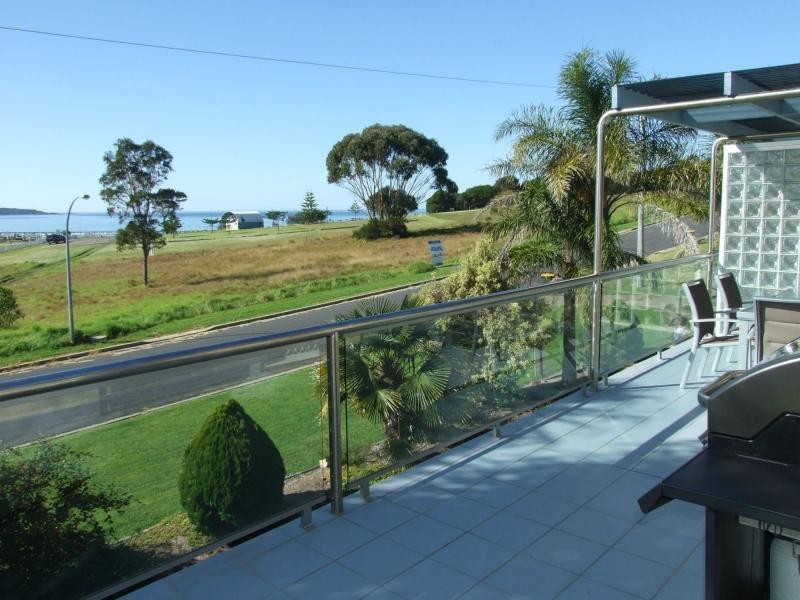 3/2 Bungo Street, Eden NSW 2551