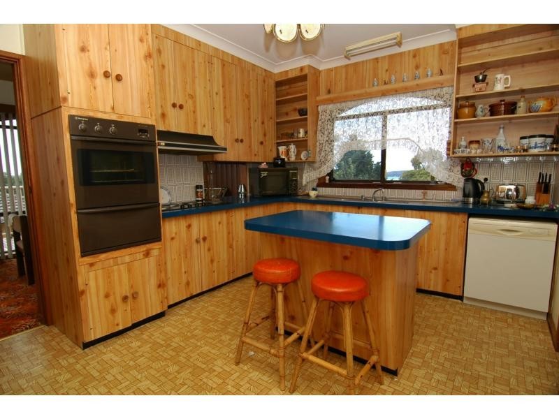 8 Bimmil Street, Eden NSW 2551