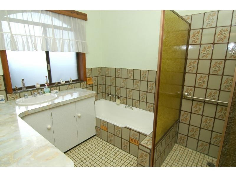 8 Bimmil Street, Eden NSW 2551