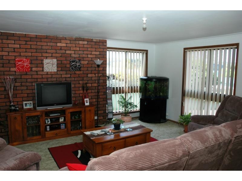 Villa 6/93 Imlay Street, Eden NSW 2551