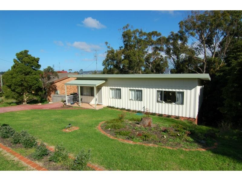 18 Bay Street, Eden NSW 2551